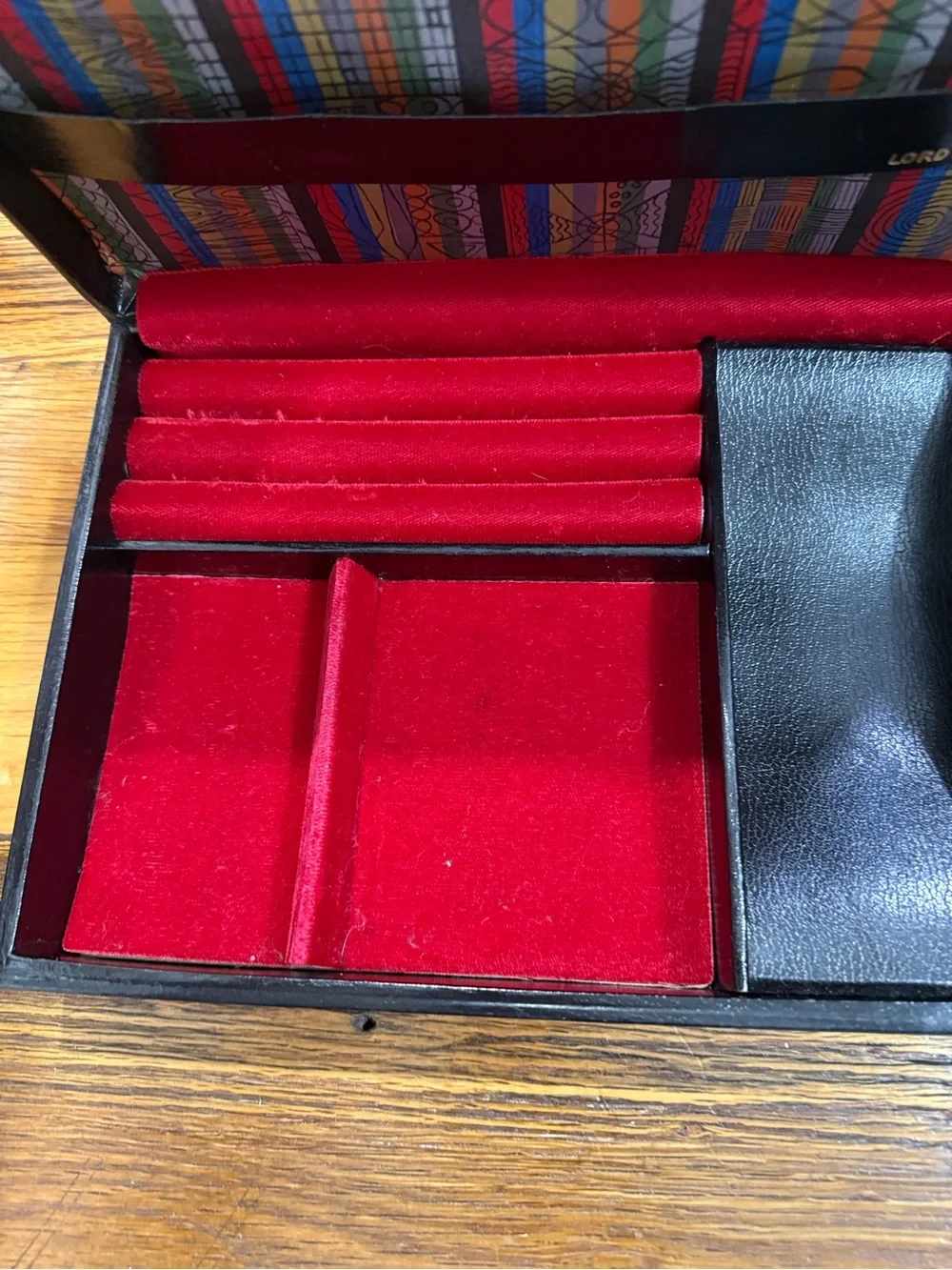 Lord Buxton vintage lord
